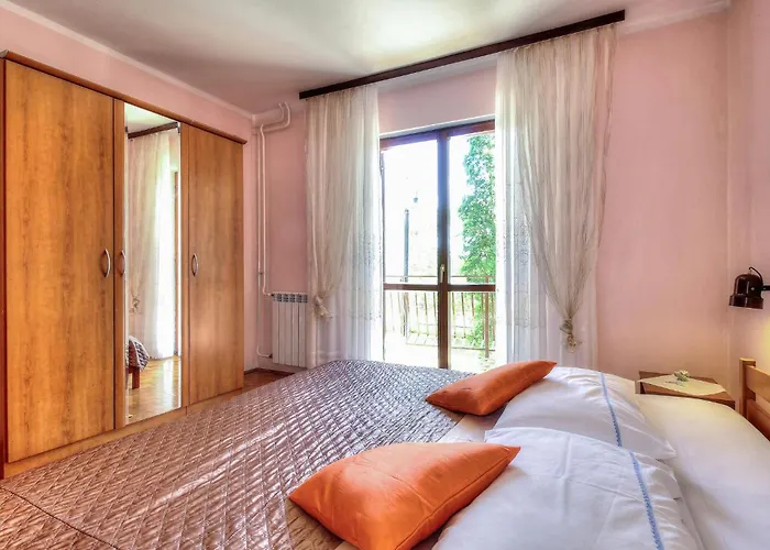 Mugeba Croatia Апартаменти *