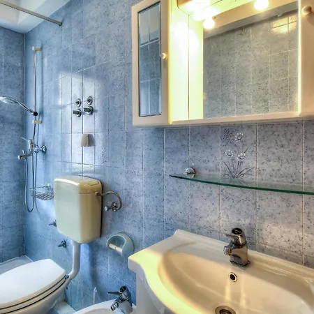 Apartment Apartment Mugeba Croatia Porec
