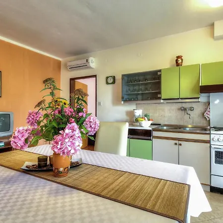 Mugeba Croatia شقة بوريتش