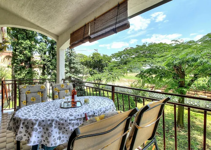 Mugeba Croatia Appartamento Porec